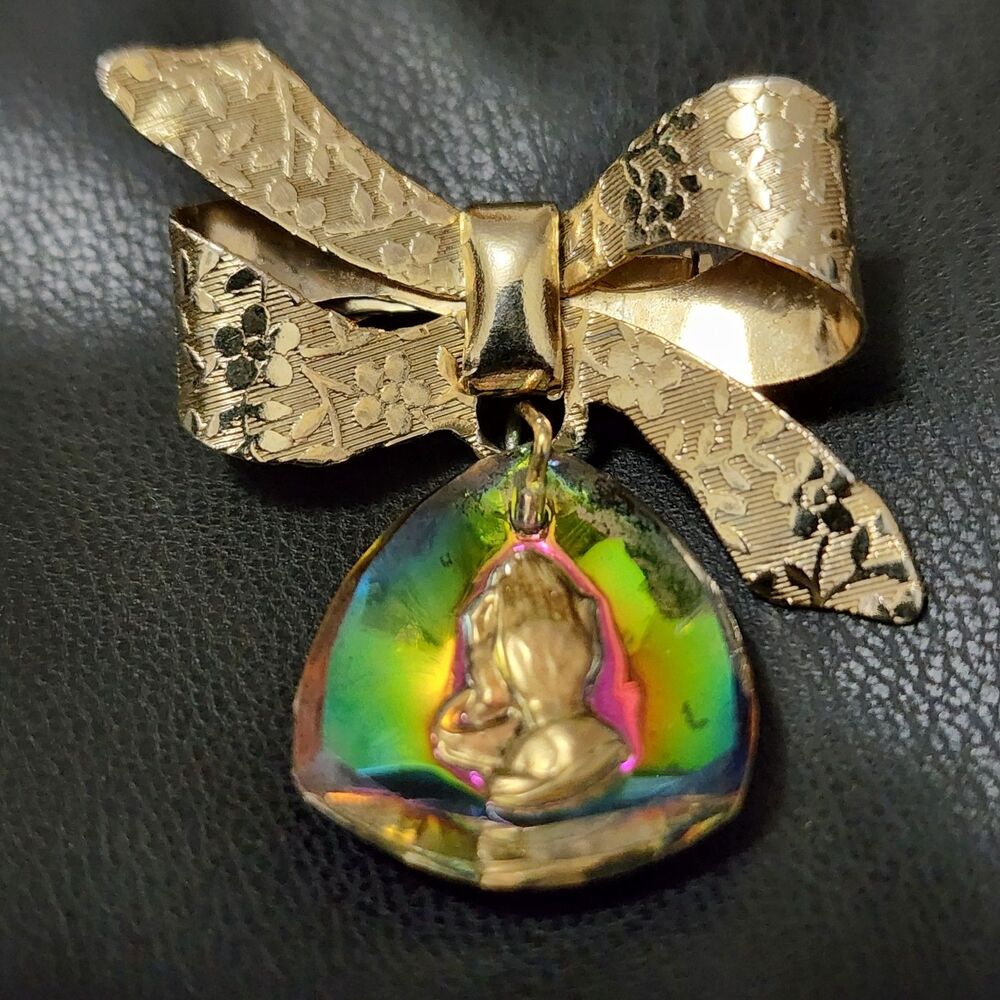 Vintage Praying Hands Aurora Borealis Intaglio Ribbon Bow Brooch Pin 1  1/2"